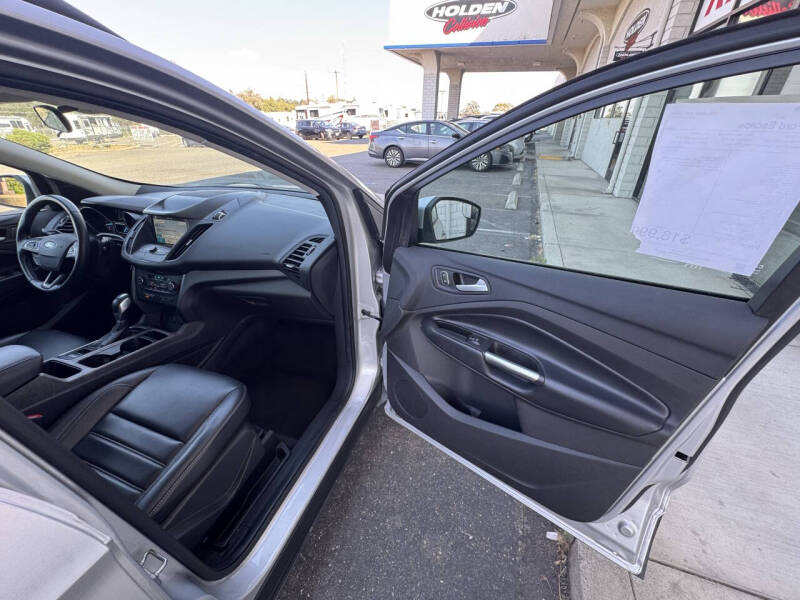 2019 Ford Escape SEL