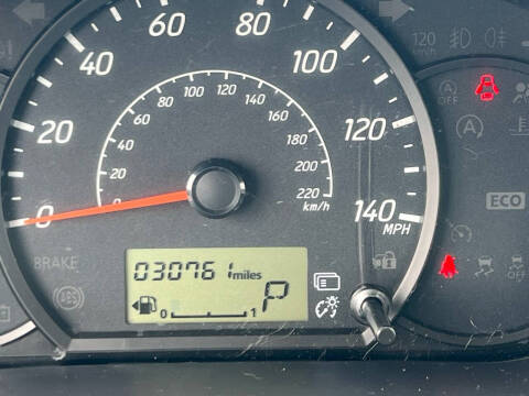 2017 Mitsubishi Mirage ES