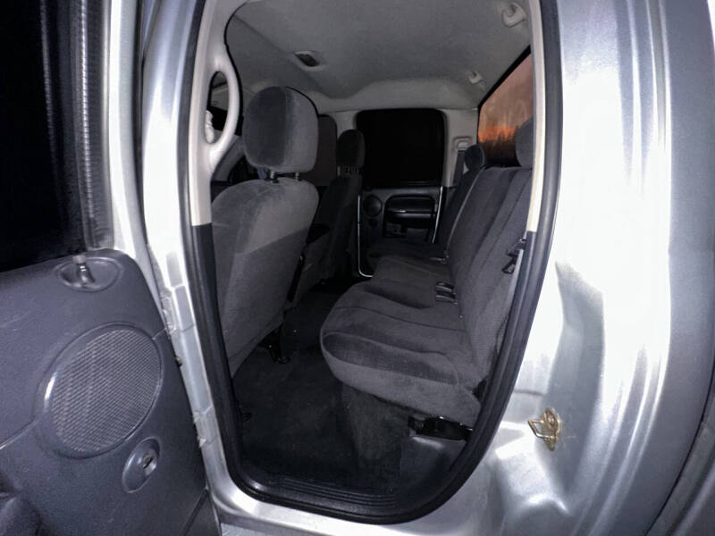 2004 Dodge Ram 2500 SLT