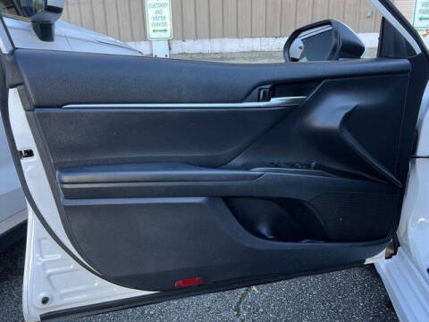 2021 Toyota Camry SE