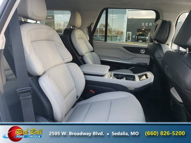 2025 Lincoln Navigator Reserve