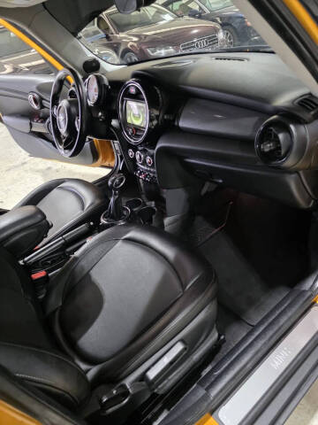 2015 MINI Hardtop 4 Door Cooper