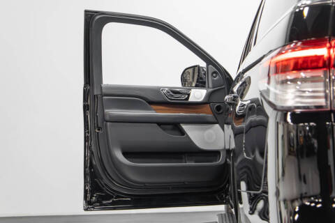 2022 Lincoln Navigator Black Label