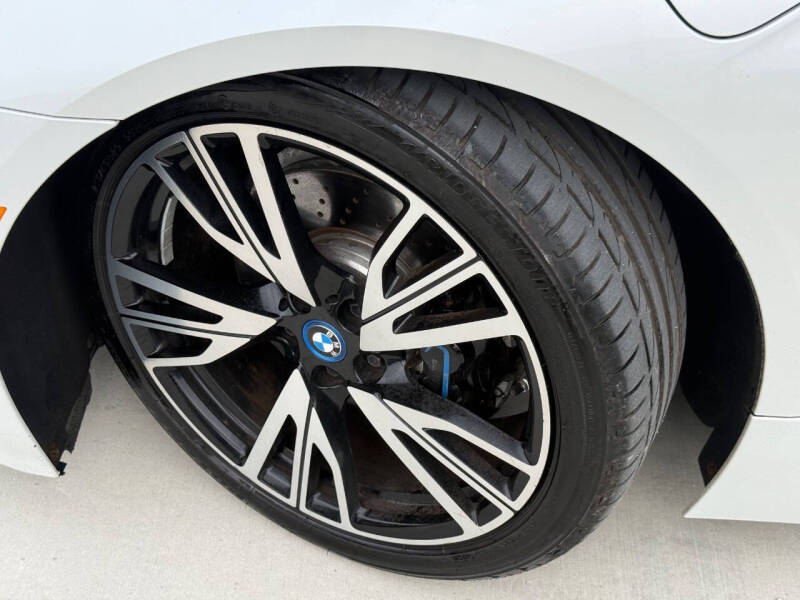 2016 BMW i8
