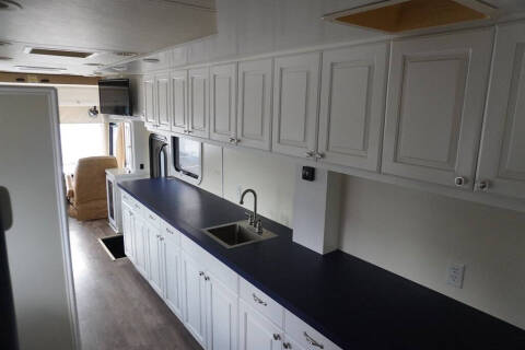 2015 Freightliner XCS Chassis