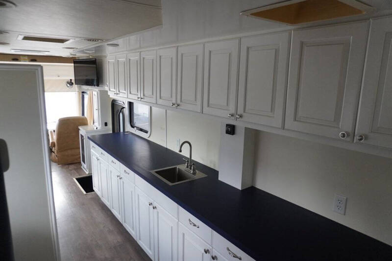 2015 Freightliner XCS Chassis