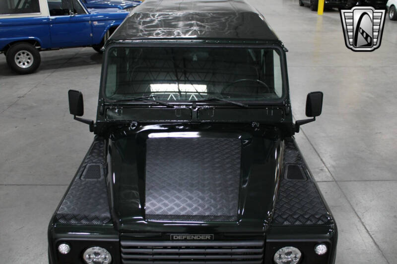 1996 VCAR Defender 1