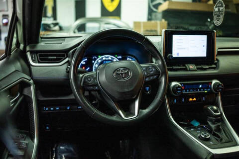 2024 Toyota RAV4 Hybrid SE