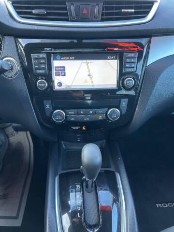 2016 Nissan Rogue SV