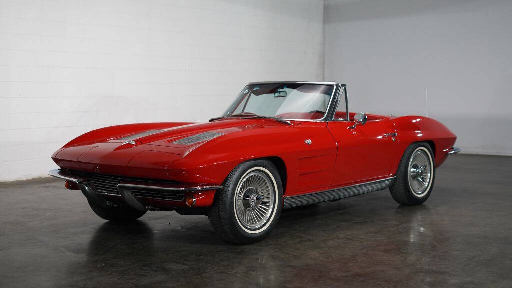 1963 Chevrolet Corvette 1