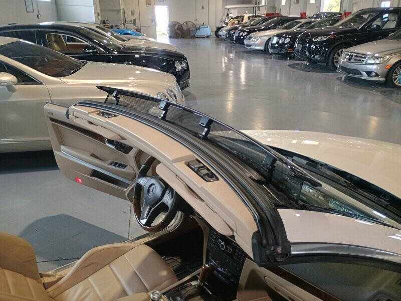 2012 Mercedes-Benz E-Class 98