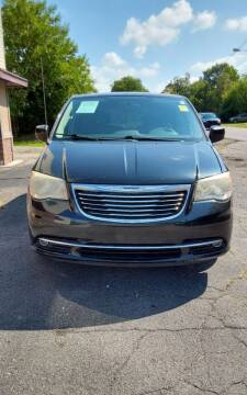 2013 Chrysler Town and Country for sale at Settle Auto Sales TAYLOR ST. in Fort Wayne IN