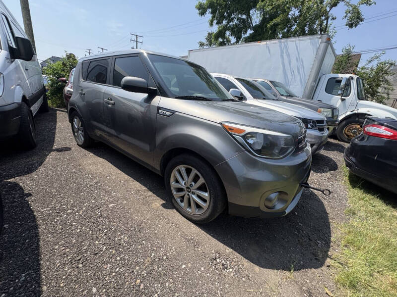 2018 Kia Soul +