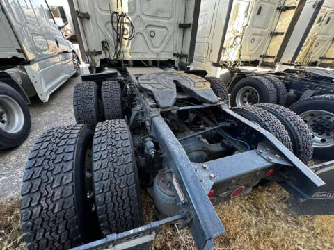 2020 Freightliner Cascadia