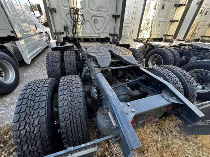 2020 Freightliner Cascadia