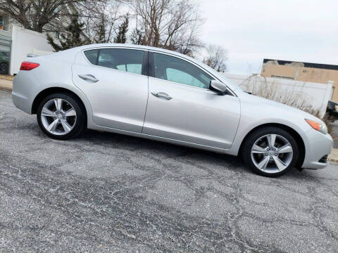 2013 Acura ILX 2.0L w/Tech