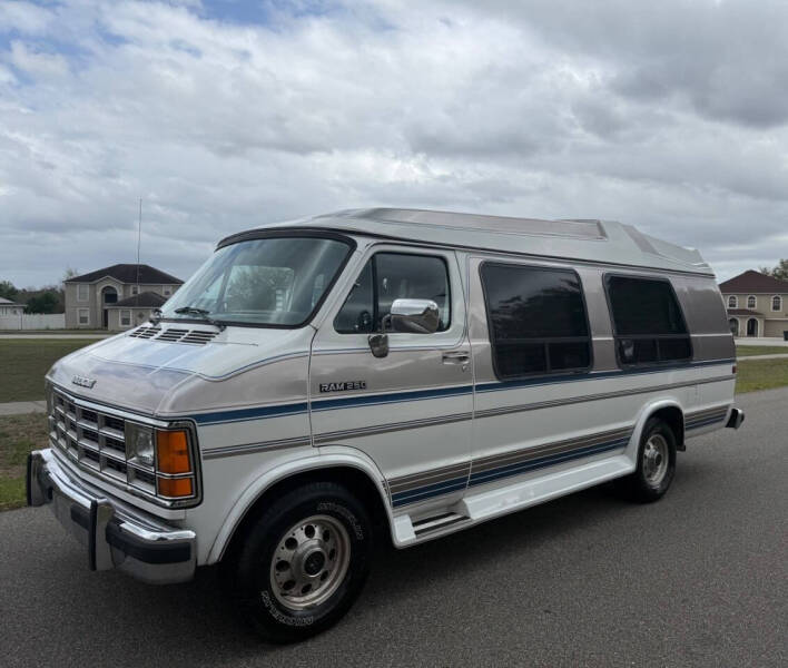 1992 Dodge Ram Van B250 Maxi