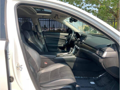 2018 Honda Accord EX-L w/Navi