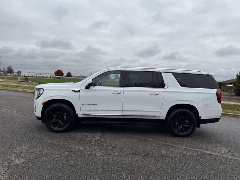 2021 GMC Yukon XL SLT