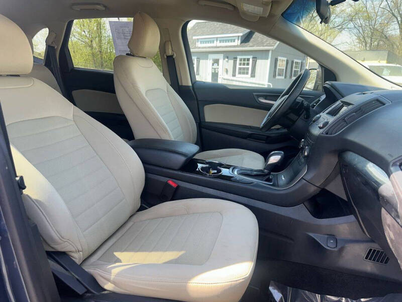 2018 Ford Edge SE