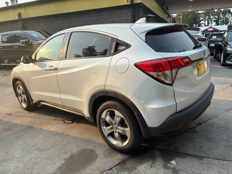 2020 Honda HR-V LX