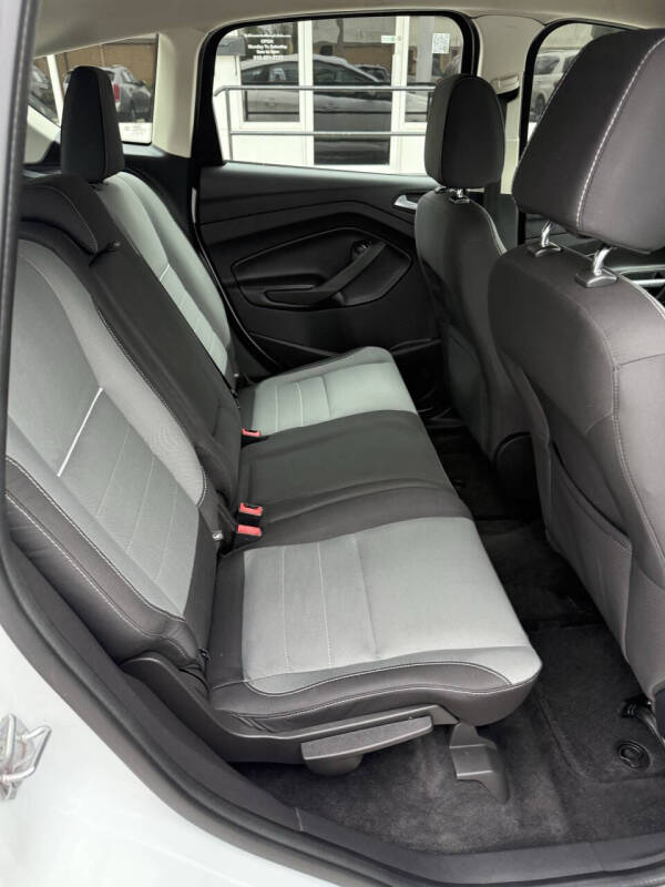 2015 Ford C-MAX Hybrid SE