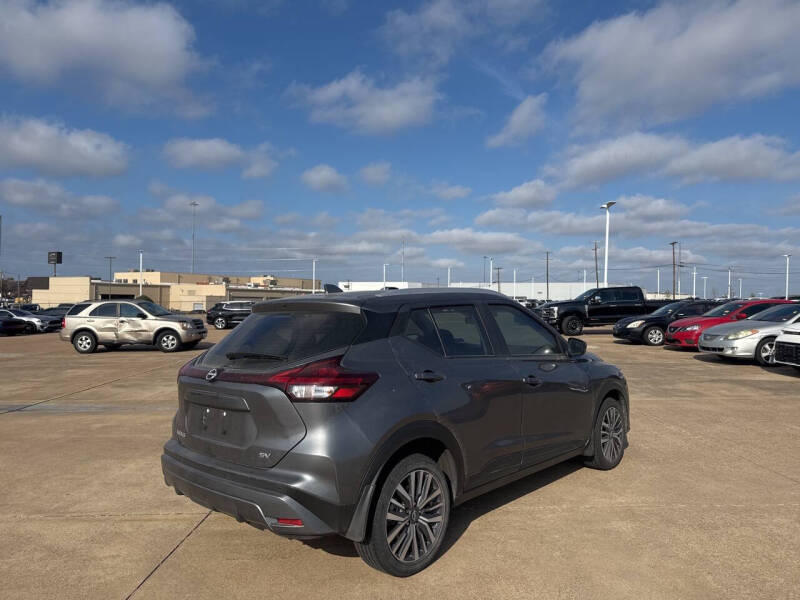 2024 Nissan Kicks SV