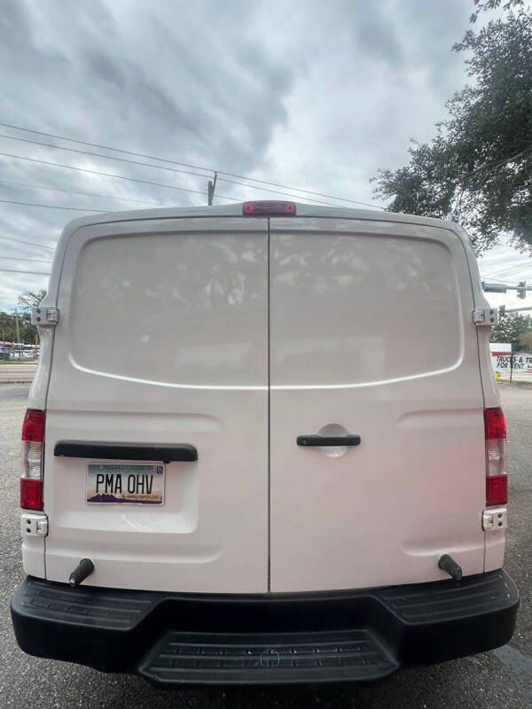 2017 Nissan NV 1500 S