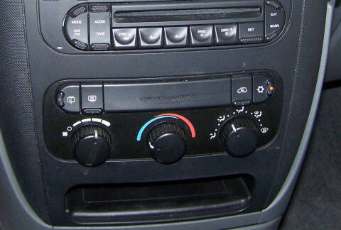 2005 Dodge Grand Caravan SE