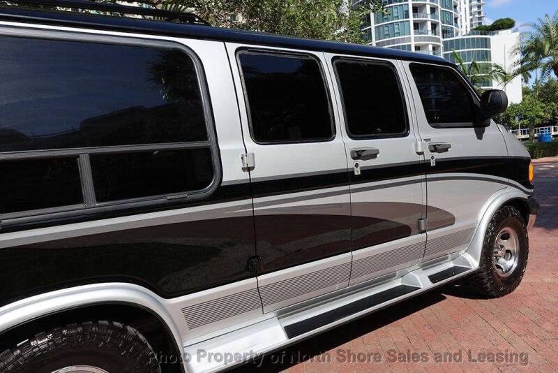 1998 Dodge Ram Van 1500