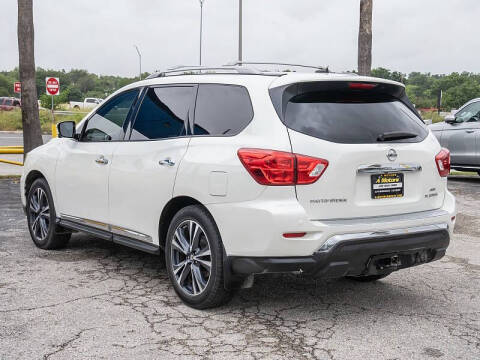 2017 Nissan Pathfinder