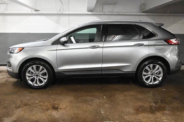 Used 2024 Ford Edge Titanium with VIN 2FMPK4K92RBB24712 for sale in New York, NY