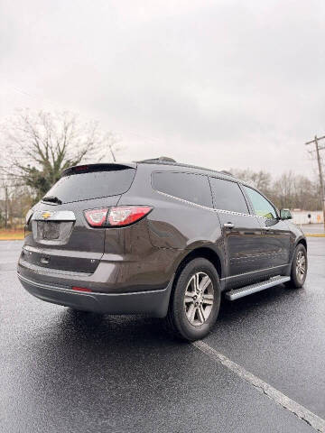 2017 Chevrolet Traverse LT