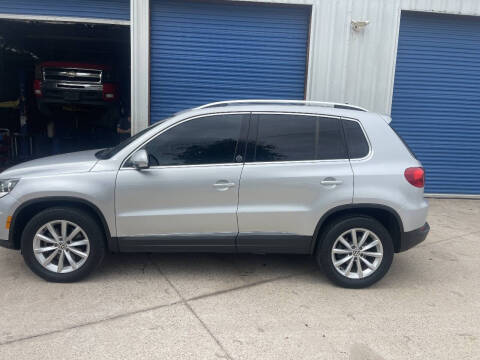 2017 Volkswagen Tiguan 2.0T Wolfsburg Edition