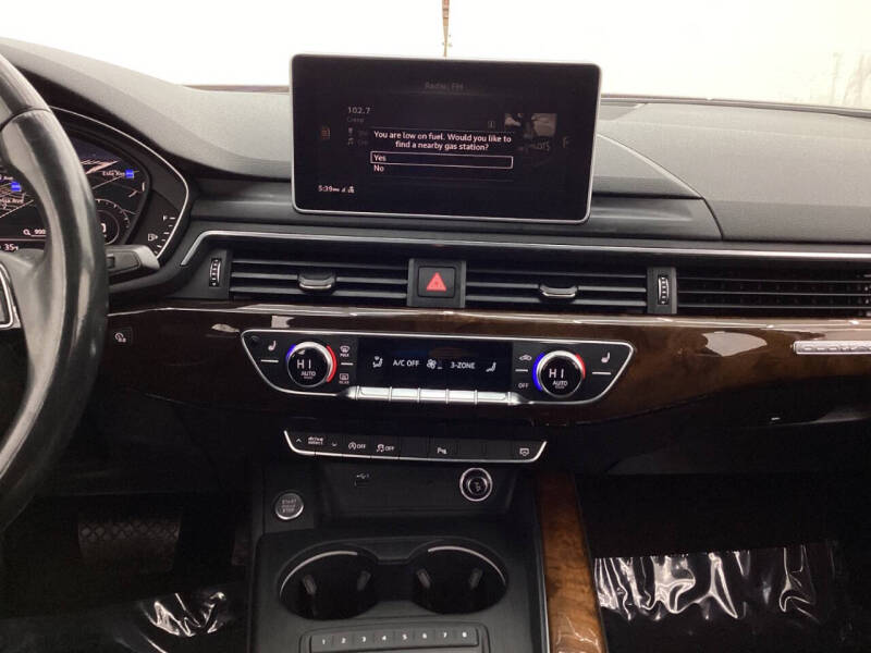 2019 Audi A4 quattro Premium Plus 45 TFSI