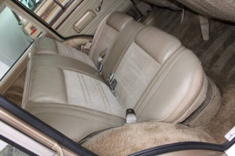 1989 Jeep Grand Wagoneer