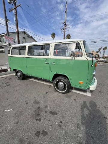 1973 Volkswagen Bus
