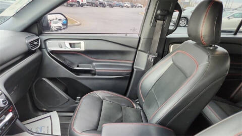 2022 Ford Explorer ST-Line