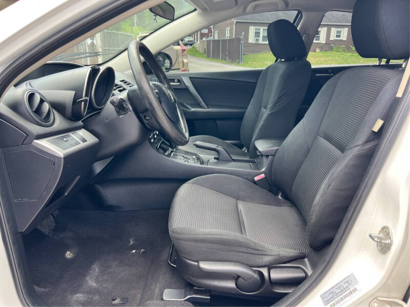2013 Mazda MAZDA3