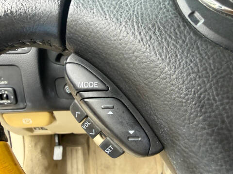 2005 Lexus SC 430