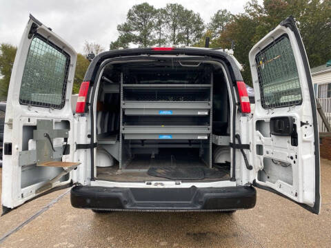 2017 Chevrolet Express 2500