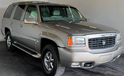 2000 Cadillac Escalade