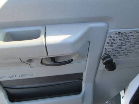 2014 Ford E-Series E-150