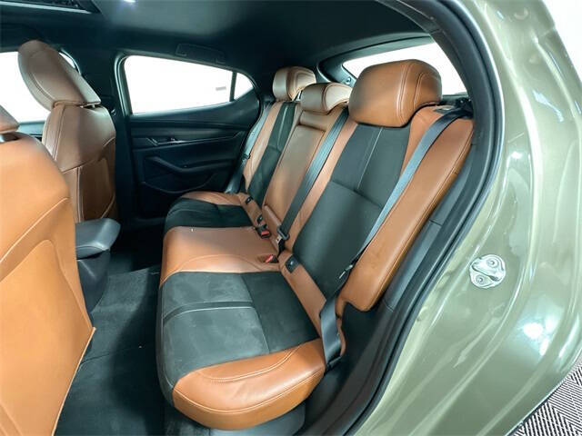 2024 Mazda Mazda3 Hatchback 2.5 Carbon Turbo