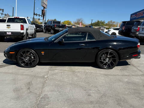 2003 Jaguar XKR