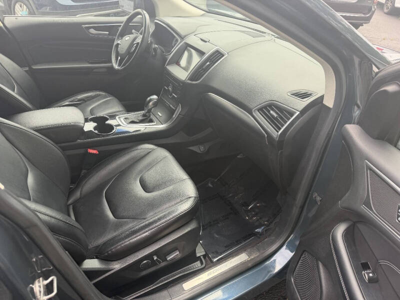 2016 Ford Edge Titanium