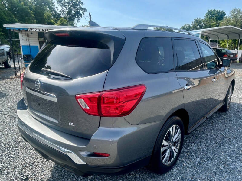 2019 Nissan Pathfinder SL - Photo 13