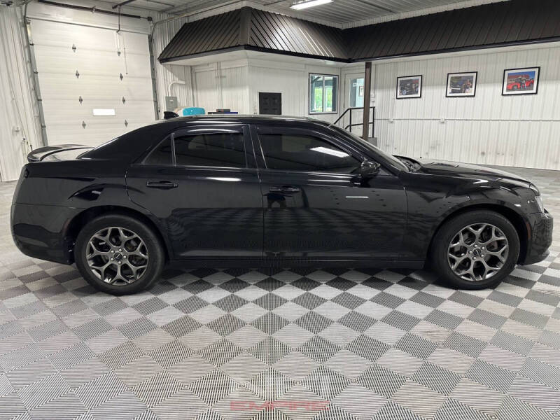 2016 Chrysler 300