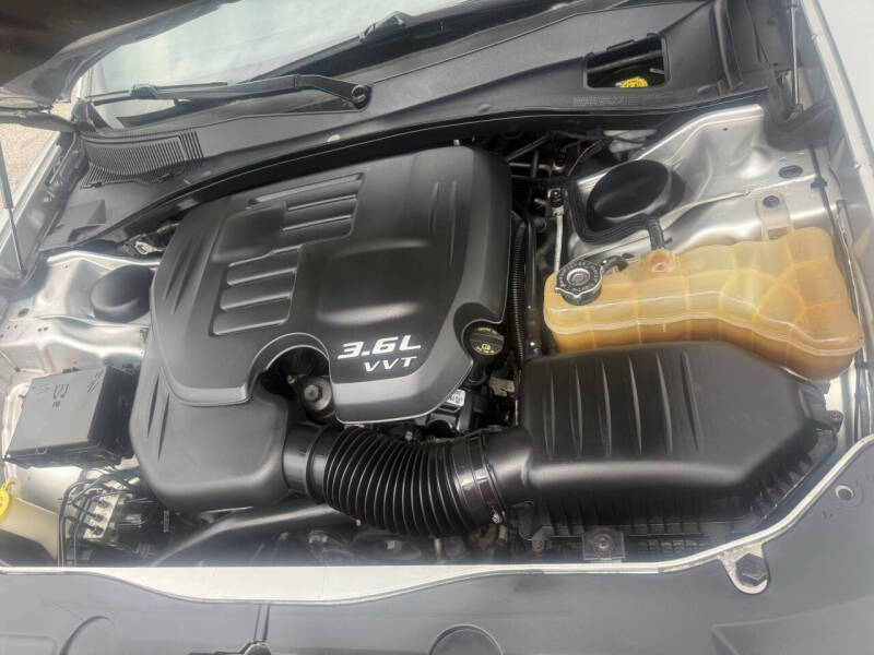 2012 Dodge Charger SE