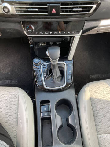 2022 Kia Seltos SX